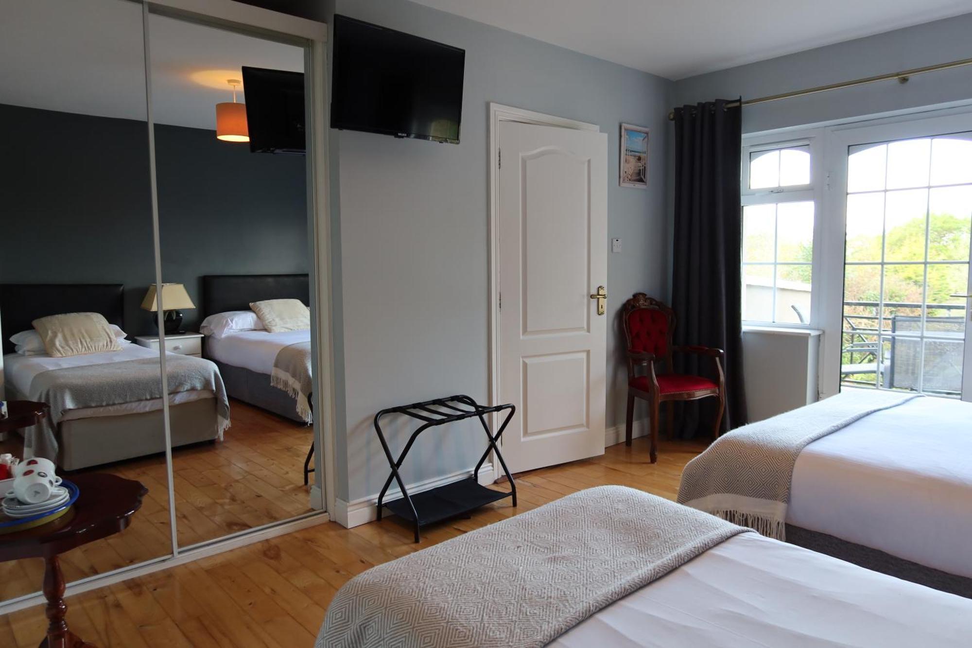 Woodville Lodge Guesthouse Cill Airne Esterno foto