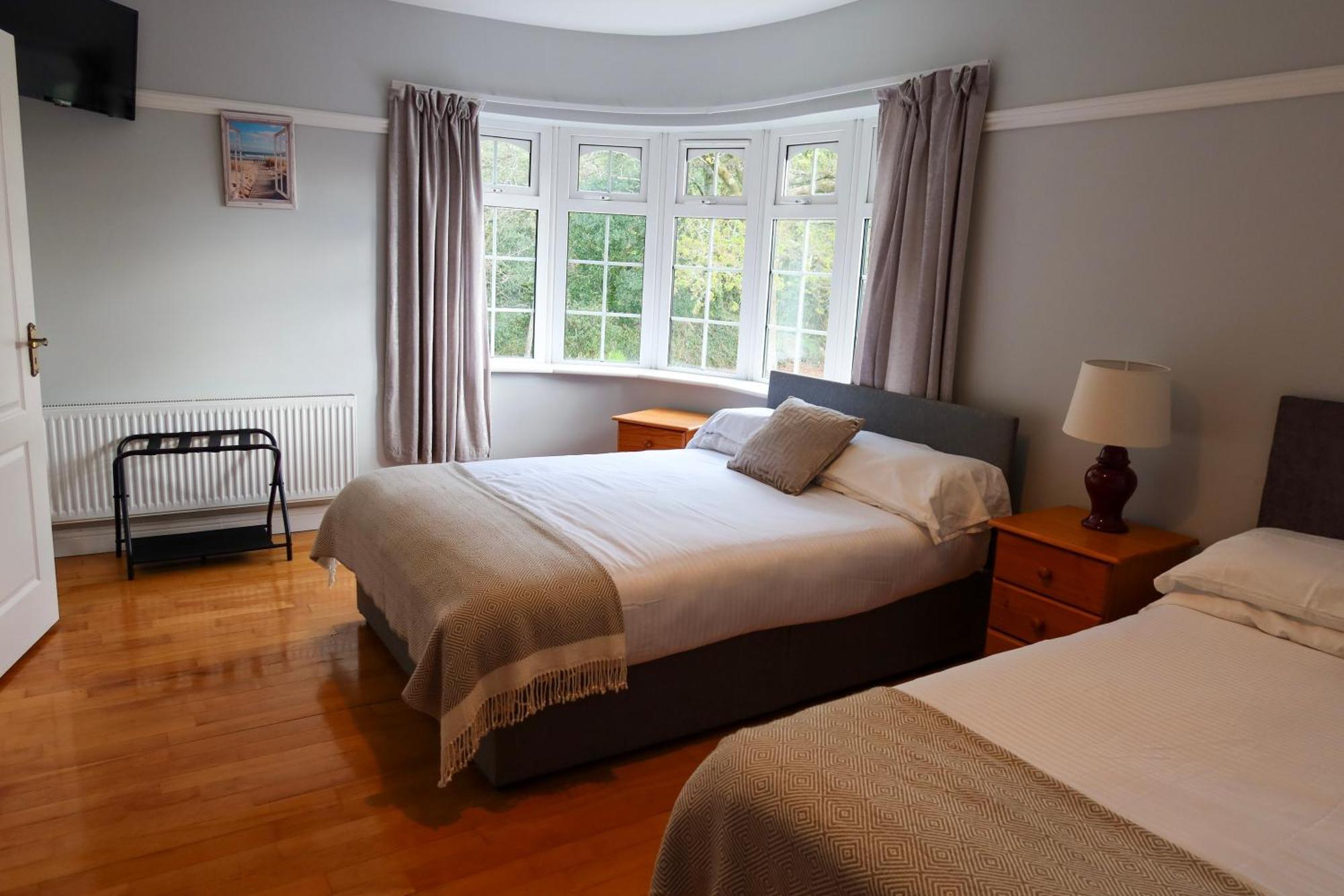 Woodville Lodge Guesthouse Cill Airne Esterno foto