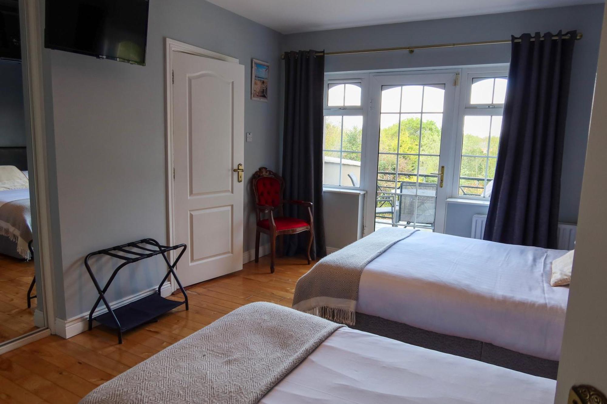 Woodville Lodge Guesthouse Cill Airne Esterno foto