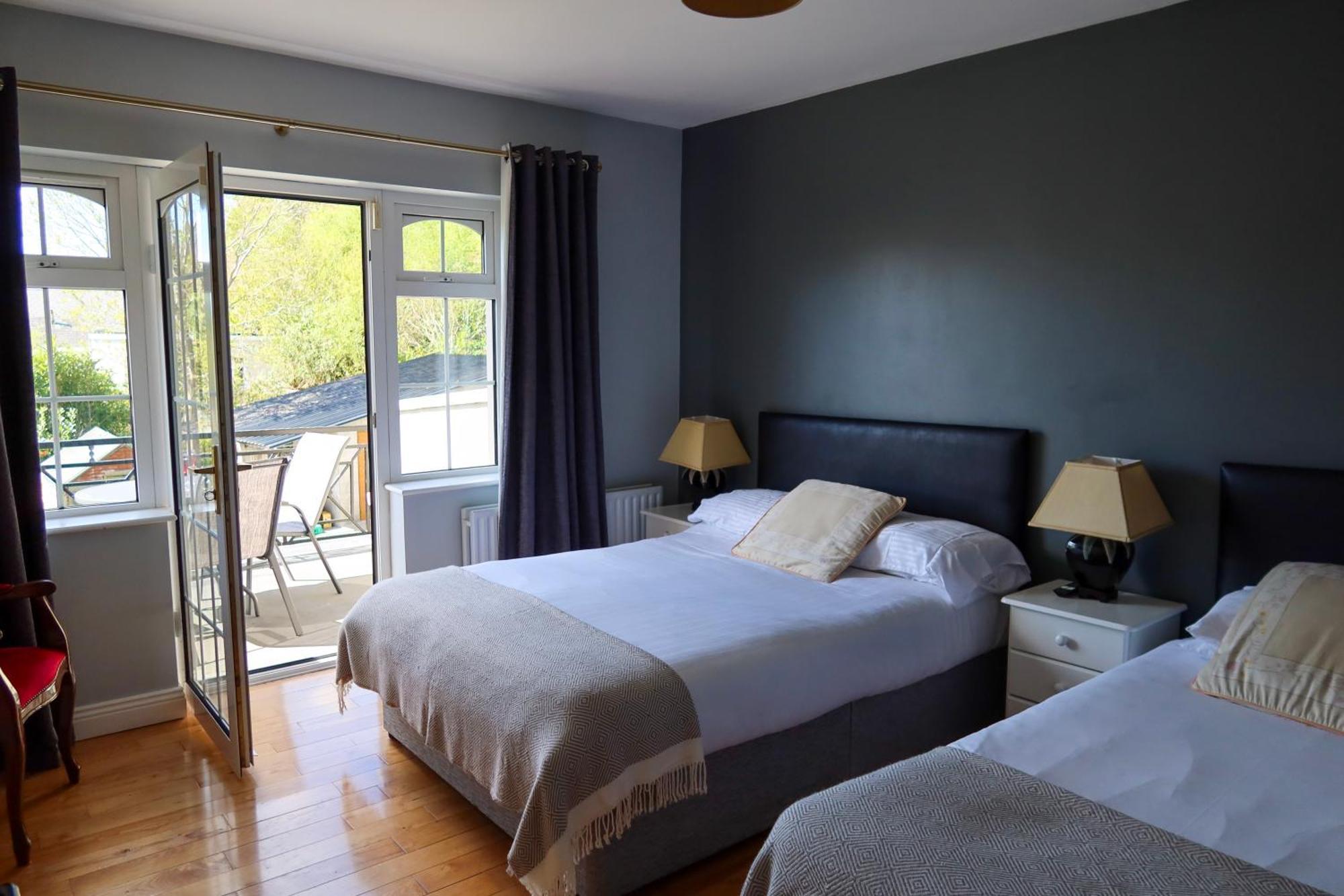 Woodville Lodge Guesthouse Cill Airne Esterno foto